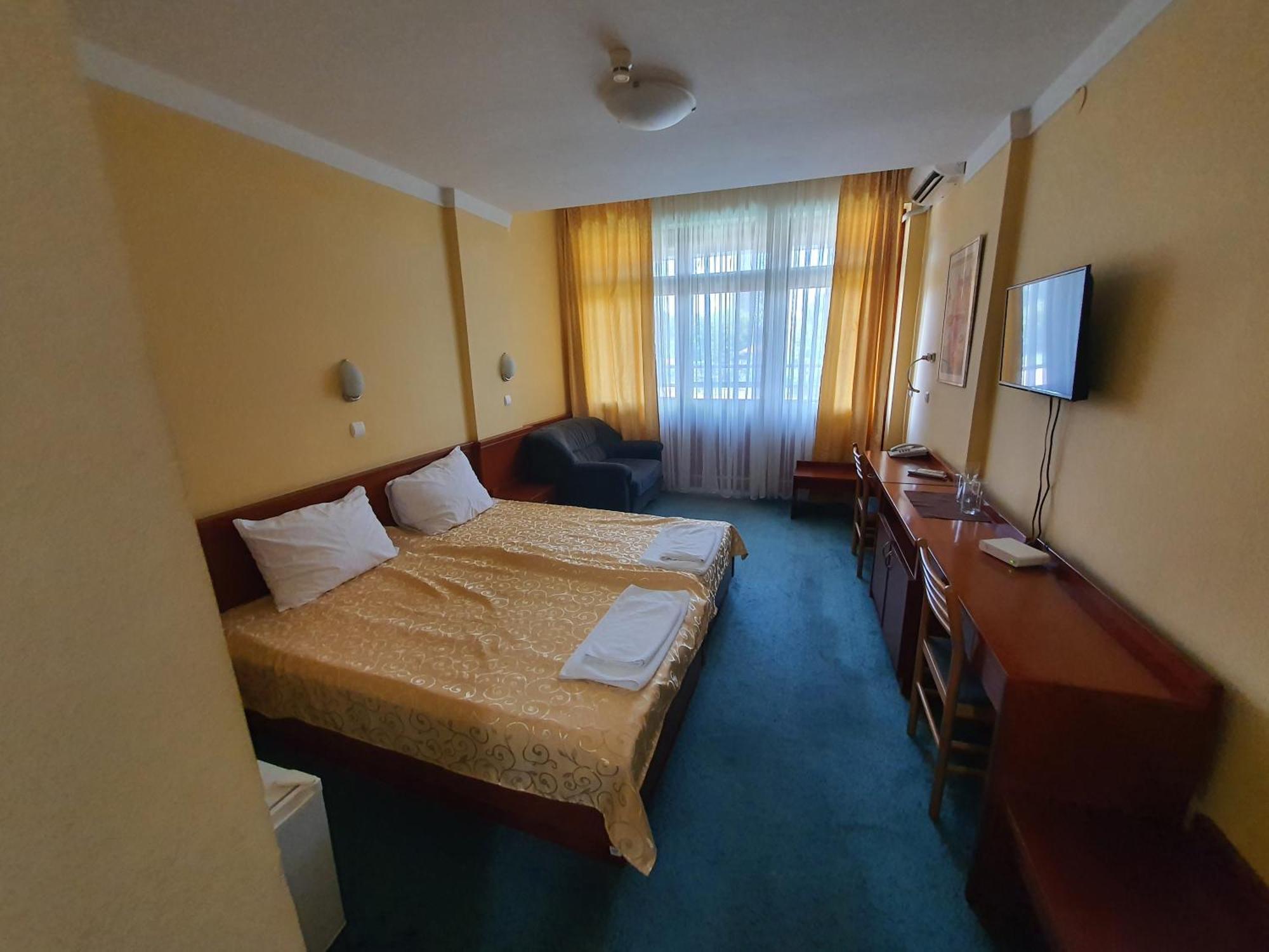 Hotel Norcev Grgeteg Exterior photo